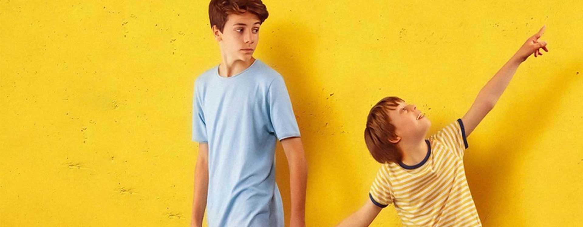Mio fratello rincorre i dinosauri